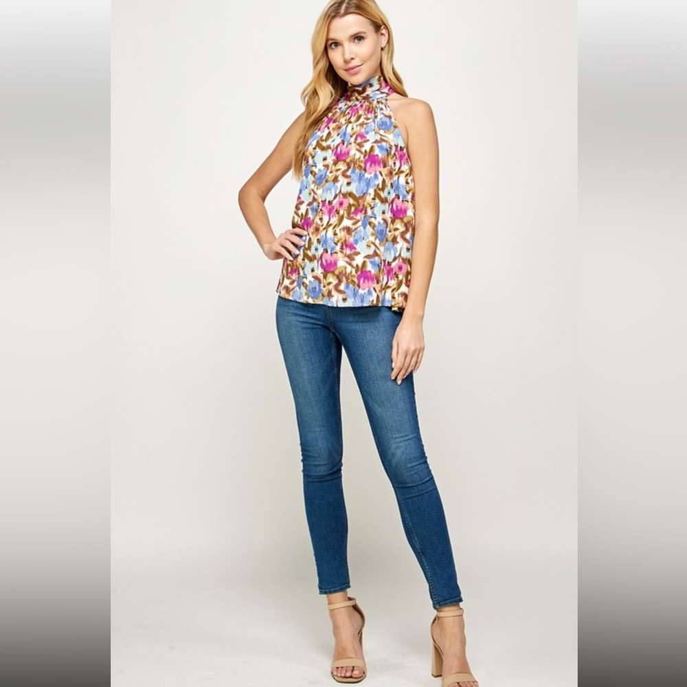 Daria Floral Halter Top NWT